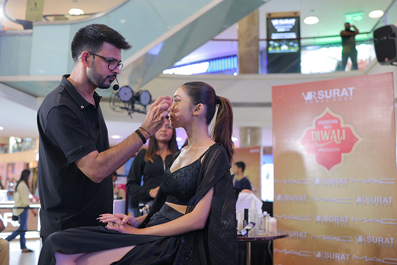 Make-Up Masterclass with MAC